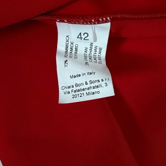 Chiara Boni La Petite Robe Ebeline
Rosette Detail Gown Size 6 - Picture 9 of 11